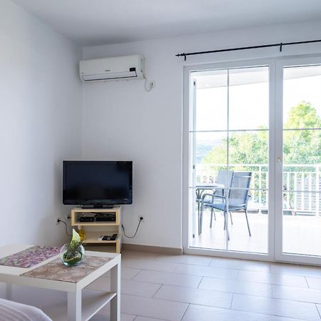 Vdl Apartments Trogir Exterior photo