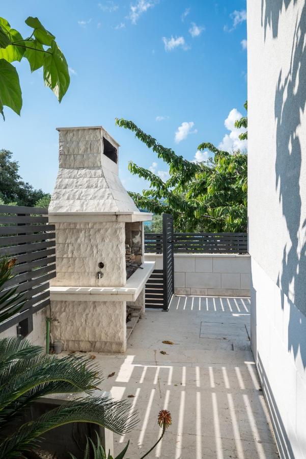 Vdl Apartments Trogir Exterior photo