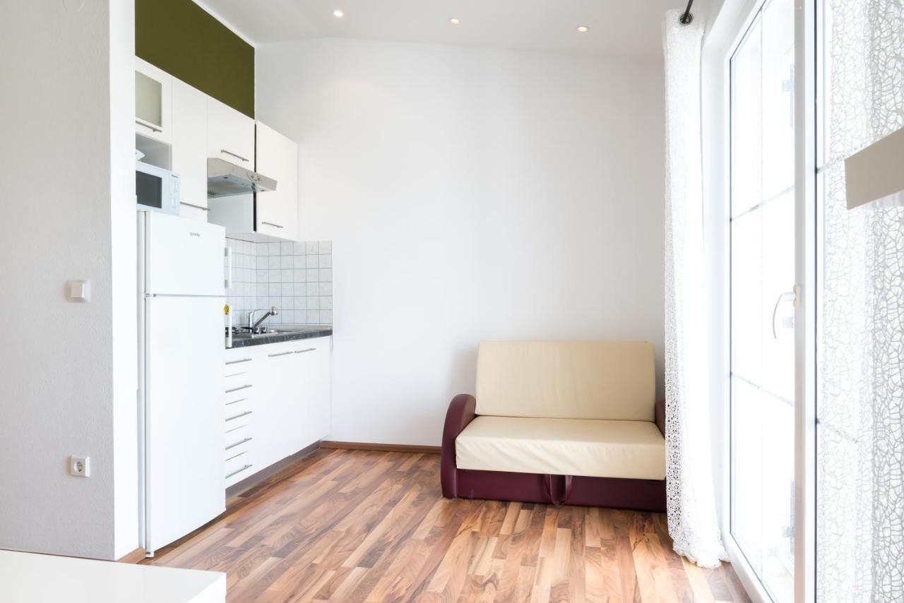 Vdl Apartments Trogir Exterior photo
