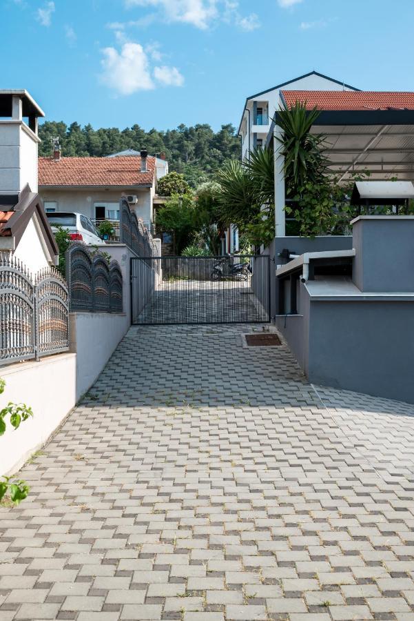 Vdl Apartments Trogir Exterior photo